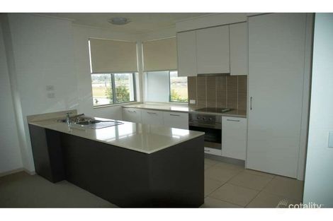 127/66 Sickle Ave, Hope Island, QLD 4212