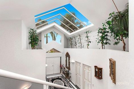 Property photo of 26 Cabana Boulevard Benowa QLD 4217