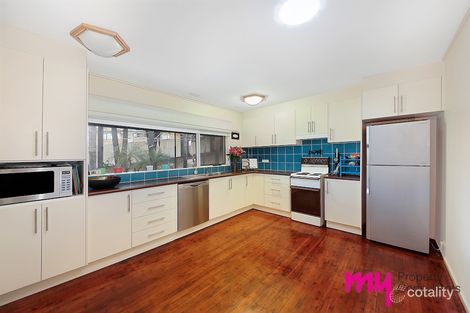 Property photo of 5 Sassafras Close Bradbury NSW 2560