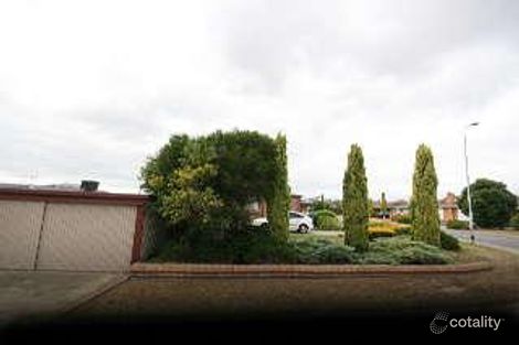 Property photo of 6 Mirrabooka Crescent Hallett Cove SA 5158