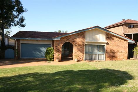 9 Collett Cres, Kings Langley, NSW 2147