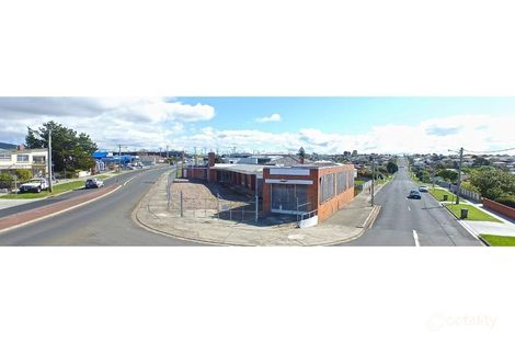 2/171 Steele St, Devonport, TAS 7310