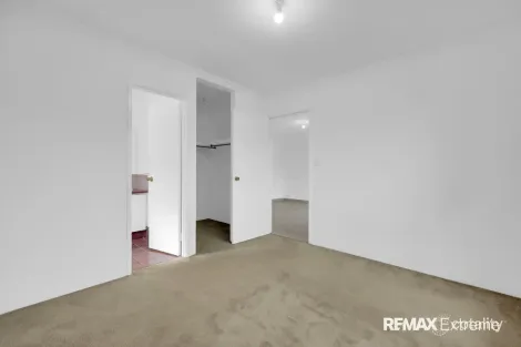 Property photo of 14 Brookeby Heights Leda WA 6170