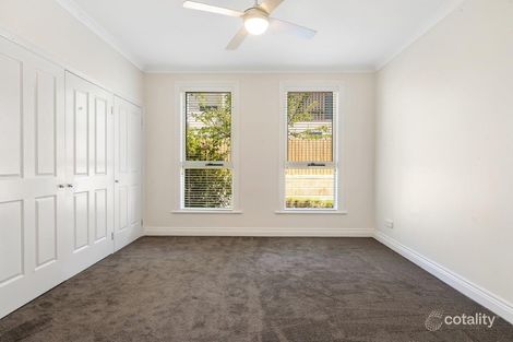 Property photo of 2/49 Brantome Street Gisborne VIC 3437