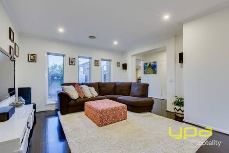 Property photo of 3 Spring Haven Boulevard Tarneit VIC 3029