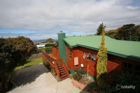 245 Roslyn Ave, Blackmans Bay, TAS 7052