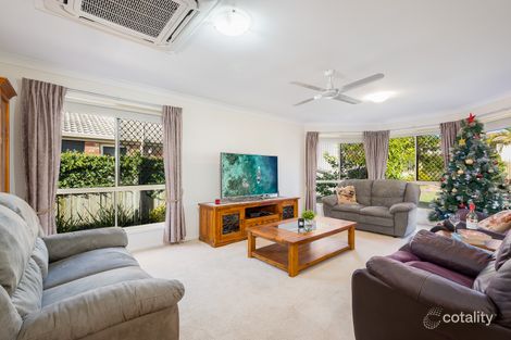 Property photo of 5 Pinnacle Close Regents Park QLD 4118