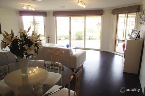 Property photo of 20 St Vincent Circuit Sheidow Park SA 5158