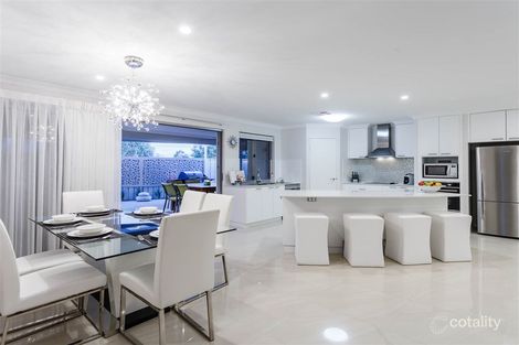 Property photo of 4A Katsura Gardens Lake Coogee WA 6166