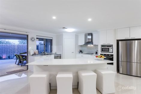 Property photo of 4A Katsura Gardens Lake Coogee WA 6166
