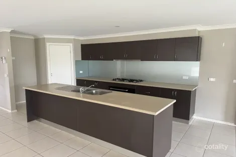 Property photo of 49 Riverslea Boulevard Traralgon VIC 3844