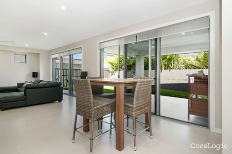 Property photo of 5 Rhodium Crescent Hope Island QLD 4212