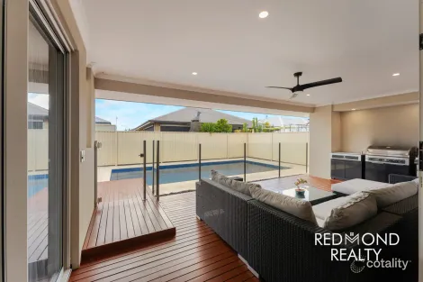 Property photo of 5 Garners Way Burns Beach WA 6028