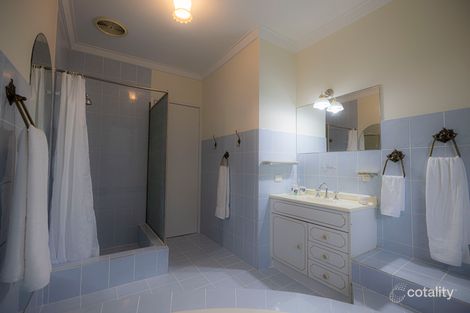 5 Morrel Cl, Parklands, WA 6180