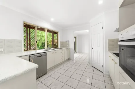 Property photo of 71 Freshwater Circuit Forest Lake QLD 4078