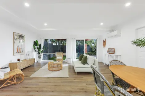 Property photo of 12/79 Aldinga Drive Wamberal NSW 2260