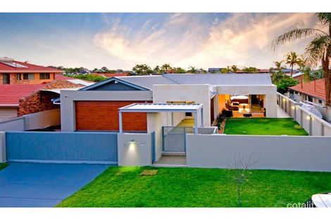 Property photo of 30 O'Grady Drive Paradise Point QLD 4216