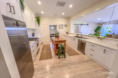 Property photo of 403 Harfleur Street Deniliquin NSW 2710