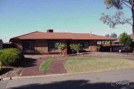 18 Caloundra Dr, Paralowie, SA 5108