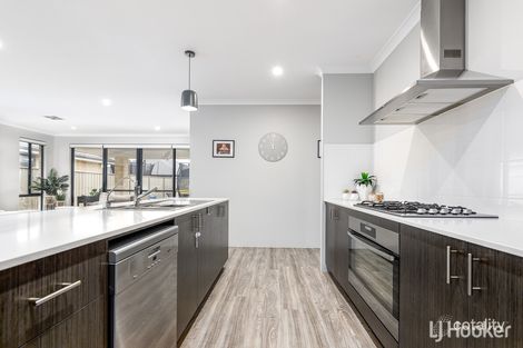 Property photo of 33 Solstice Way Australind WA 6233