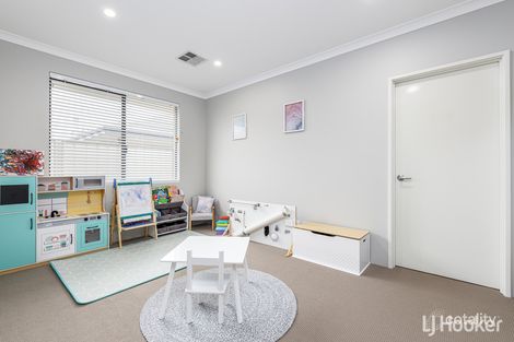 Property photo of 33 Solstice Way Australind WA 6233