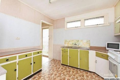 Property photo of 75 Kingsley Terrace Wynnum QLD 4178