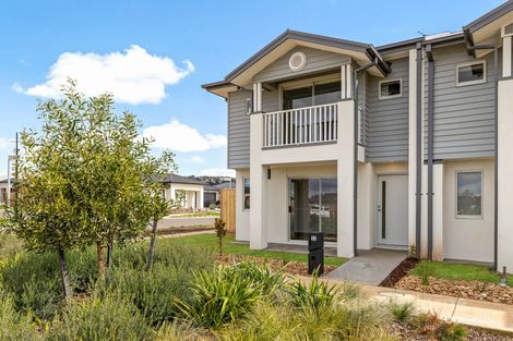 Property photo of 22 Clara Walk Gisborne VIC 3437