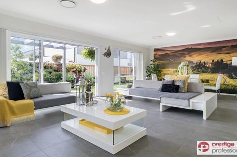 Property photo of 31 Greenview Drive Moorebank NSW 2170