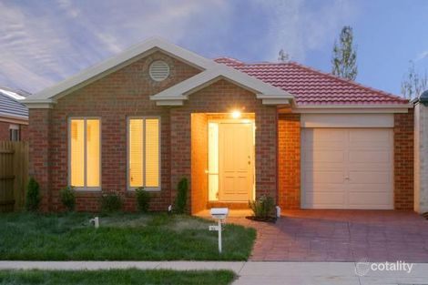 Property photo of 38 Stefan Drive Berwick VIC 3806