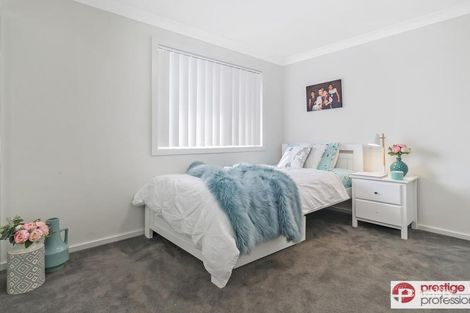 Property photo of 31 Greenview Drive Moorebank NSW 2170
