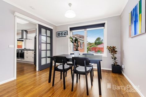 Property photo of 7 Yvonne Close Mill Park VIC 3082