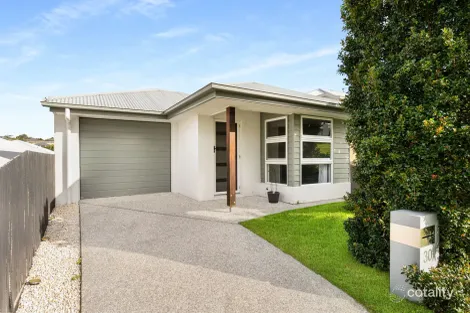 Property photo of 30 Jonas Circuit Holmview QLD 4207