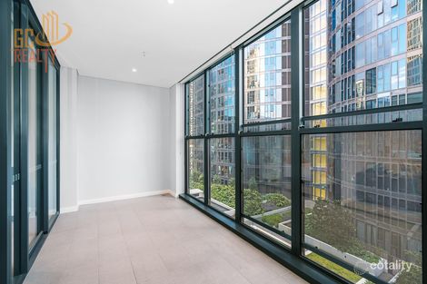 604/5 Wentworth Pl, Wentworth Point, NSW 2127