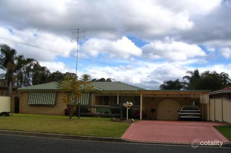 17 Kiparra Cres, South Penrith, NSW 2750