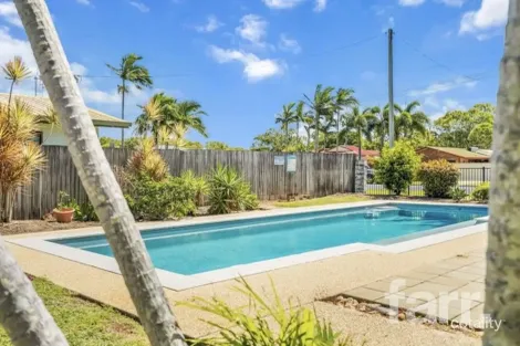 Property photo of 5/15 Pacific Drive Blacks Beach QLD 4740