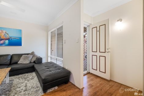 Property photo of 4/31 Third Avenue Kelmscott WA 6111