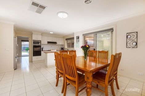 Property photo of 1 Pearce Court Altona Meadows VIC 3028