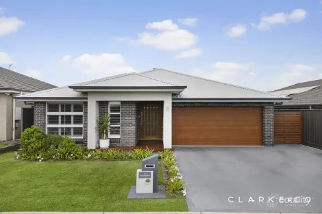 Property photo of 8 Conquest Close Rutherford NSW 2320