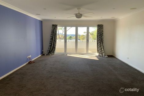 Property photo of 2/19 Grasmere Crescent Wheeler Heights NSW 2097