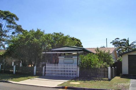 4 Uratta St, West Gosford, NSW 2250