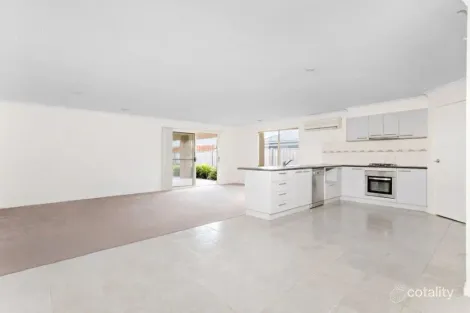 Property photo of 5 Hydrangea Drive Point Cook VIC 3030