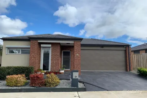 Property photo of 34 Muskwood Drive Mickleham VIC 3064