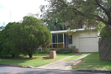 6 Coral Ave, Labrador, QLD 4215