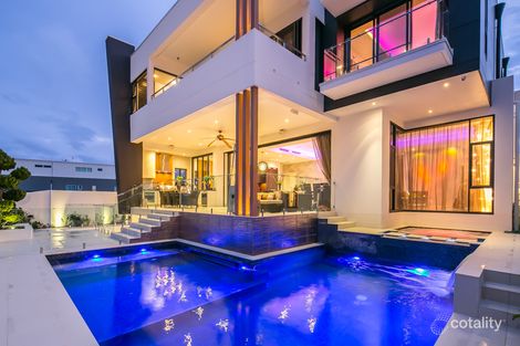 Property photo of 22 Royal Albert Crescent Paradise Point QLD 4216