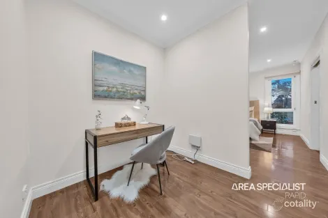 Property photo of 1 Oakford Rise Hampton Park VIC 3976