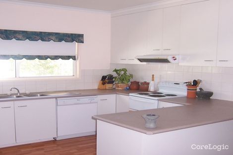 Property photo of 11 Alamein Drive Emerald QLD 4720