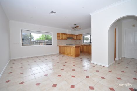 Property photo of 16 Oak Street Airport West VIC 3042
