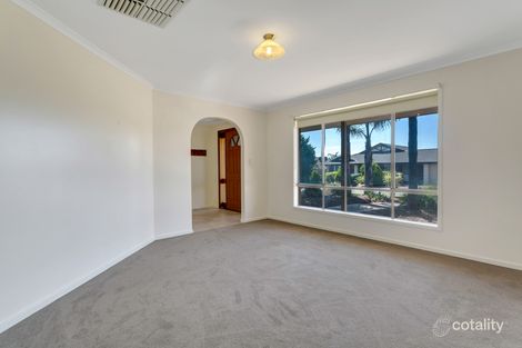 Property photo of 34 Shillabeer Crescent Woodcroft SA 5162