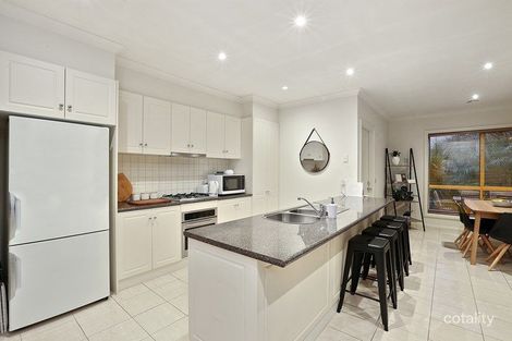 Property photo of 2/17 Pethajohn Parade Grovedale VIC 3216