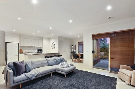 Property photo of 2/17 Pethajohn Parade Grovedale VIC 3216